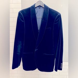 Like New — Ludlow Slim-fit shawl-collar tuxedo jacket in velvet